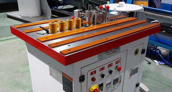 nên mua máy dán cạnh loại nào phù hợp với nhu cầu sử dụng