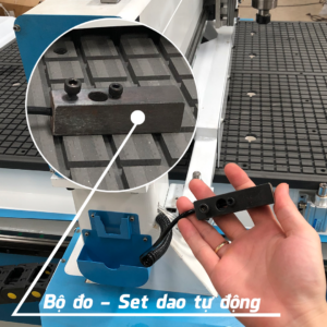 máy cnc 1 đầu đo dao tự động